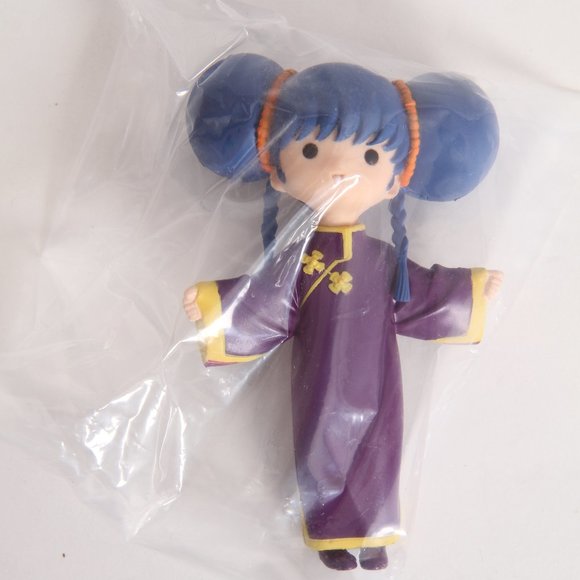 Macross Highly-Sought After Collectible of Lynn Minmay - Picture 1 of 3